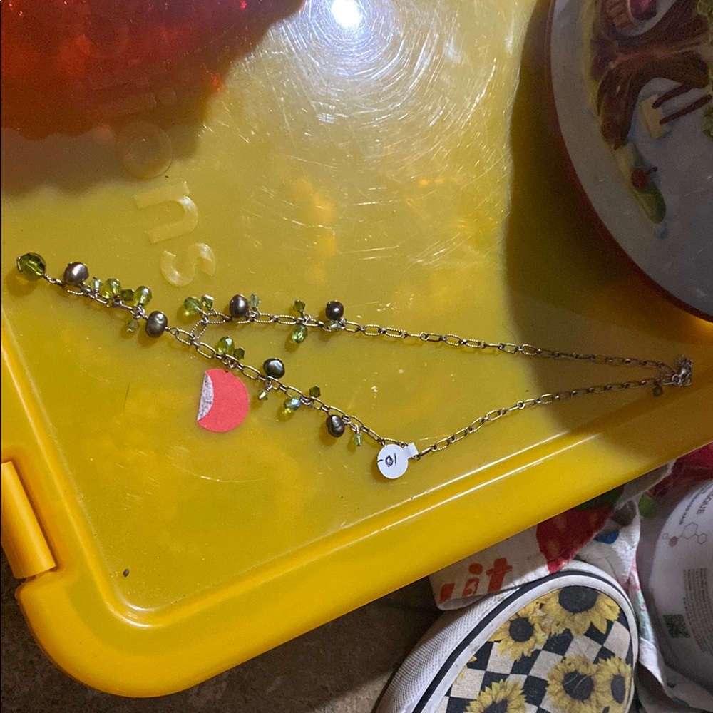 Elegant Green and Silver Necklace